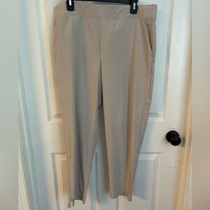 Athleta Brooklyn Mid Rise Ankle Pant Women’s Size 16 Light Khaki